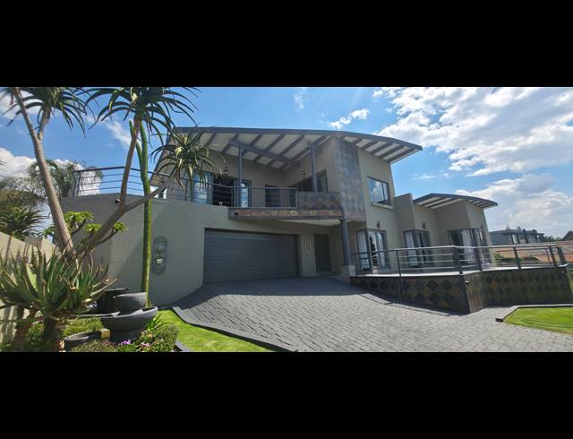4 BEDROOM FREESTANDING FOR SALE IN BANKENVELD